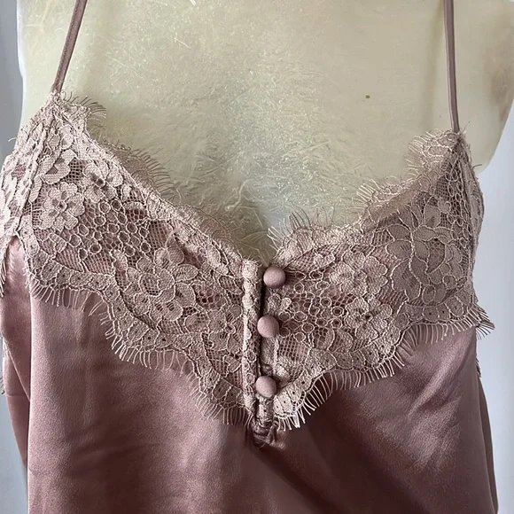 BNWT Abercrombie & Fitch Lace Trim Satin Bodysuit - Picture 2 of 7